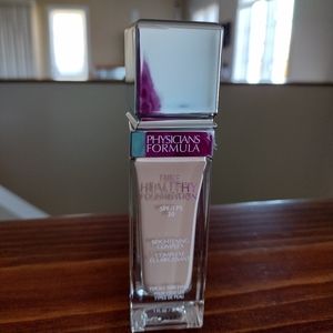 NEW Physicians Formula foundation- LC1